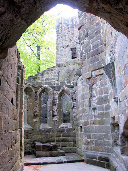 St.-Wenzels-Kapelle an der Nordseite der Kirche.