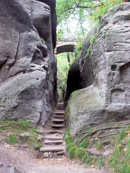 Skalní průrva Ritterschlucht.